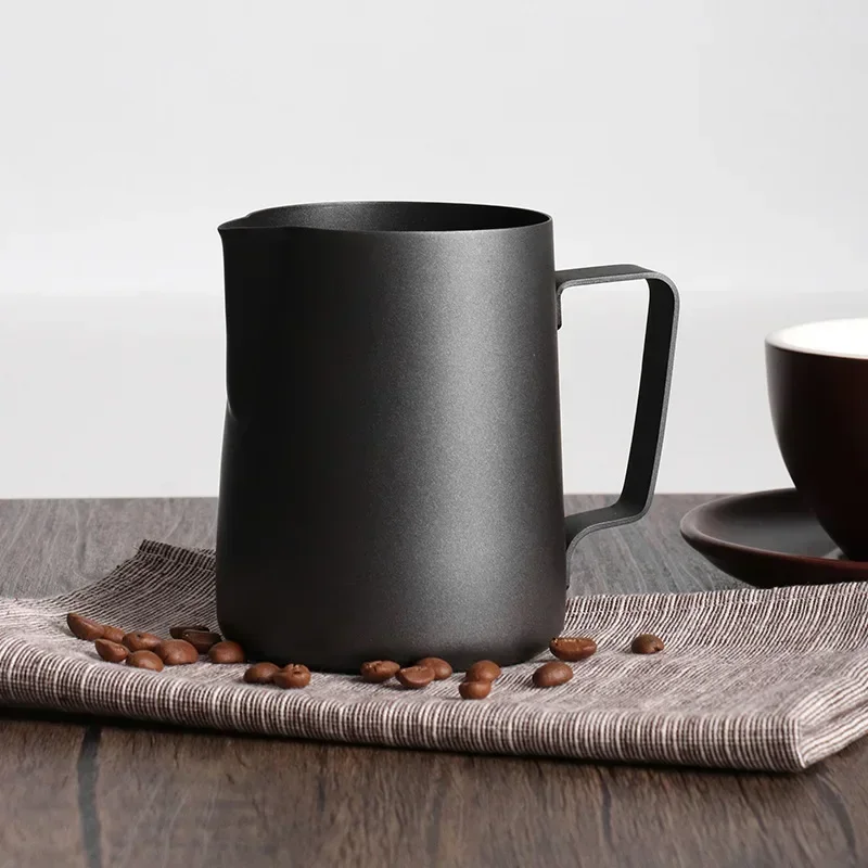 แก้วลาเต้อาร์ตสีดำหนา 350/600  - Milk Steaming Pitcher บทวิจารณ์และราคา