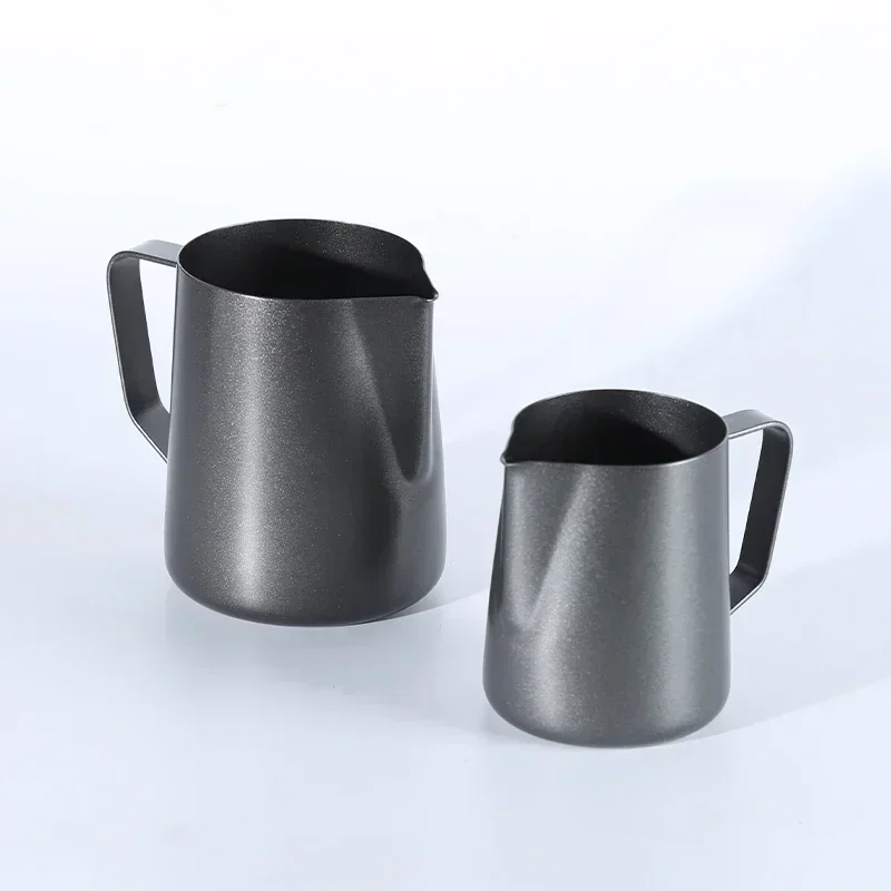 แก้วลาเต้อาร์ตสีดำหนา 350/600  - Milk Steaming Pitcher บทวิจารณ์และราคา